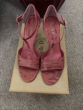 Michelle D Rose-Pink T-Strap Textured Leather Heels